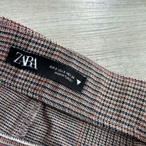 ZARA PLAID pleated Mini Skirt - Picture 4 of 4